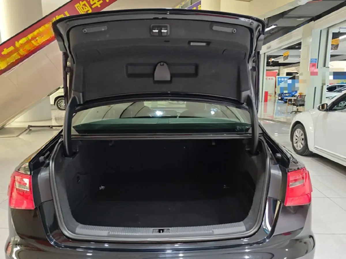 2015 Audi A6L 2.0T 180HP L4 CVT,autocango,china used car exporter,china ev exporter,chinese used car exporter,chinese used ev exporter