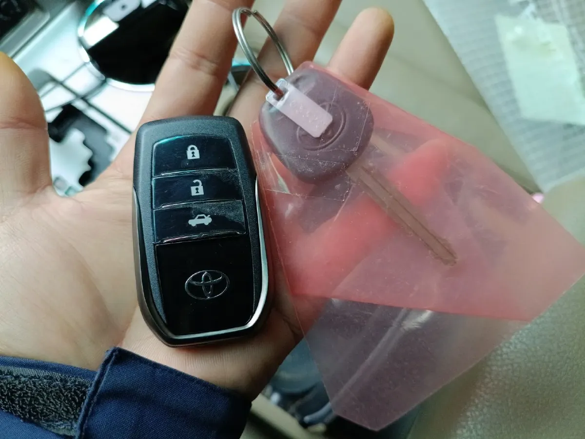 2011 Toyota Highlander 2.7L 188HP L4 6AT,autocango,china used car exporter,china ev exporter,chinese used car exporter,chinese used ev exporter