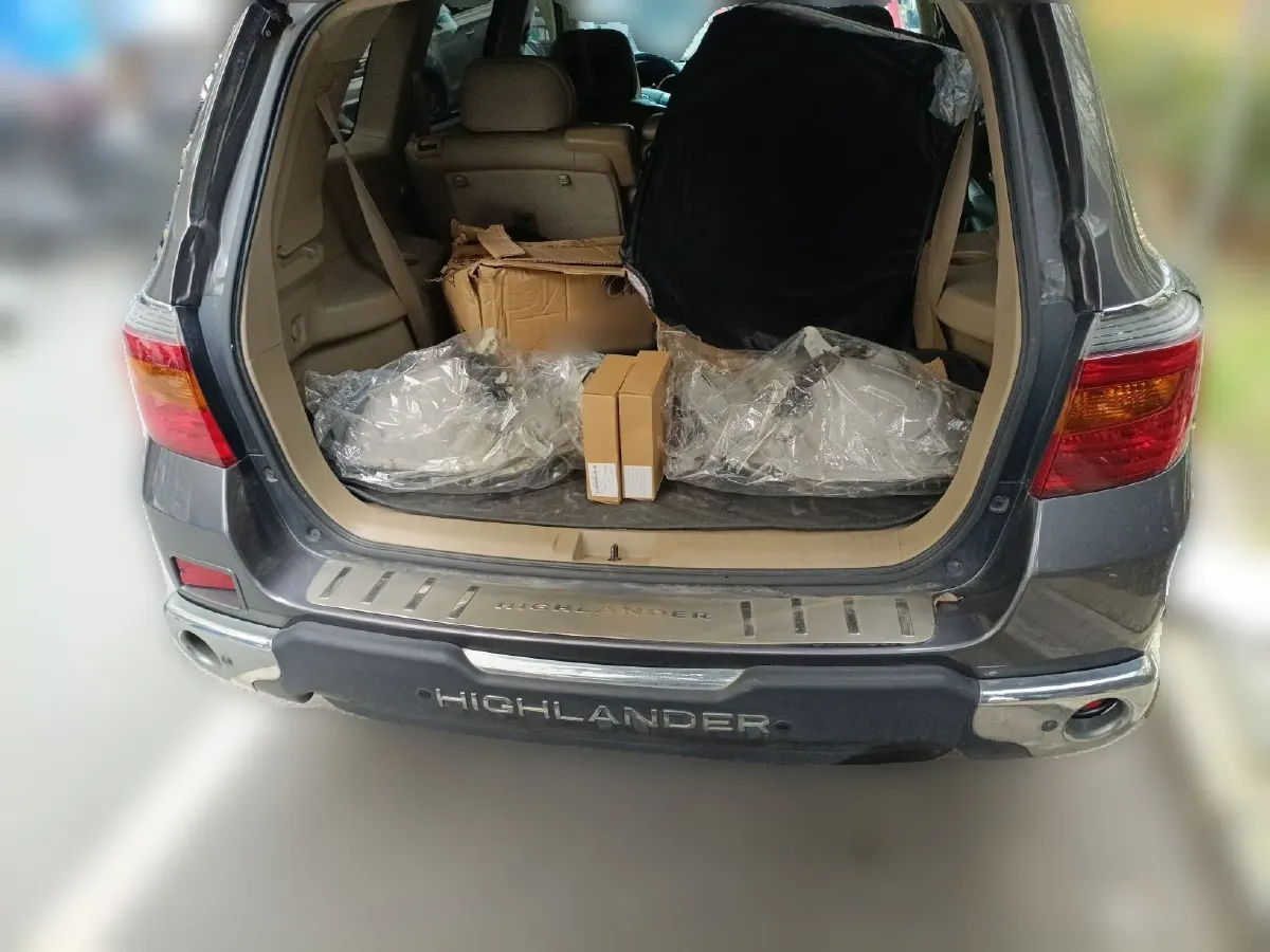 2011 Toyota Highlander 2.7L 188HP L4 6AT,autocango,china used car exporter,china ev exporter,chinese used car exporter,chinese used ev exporter