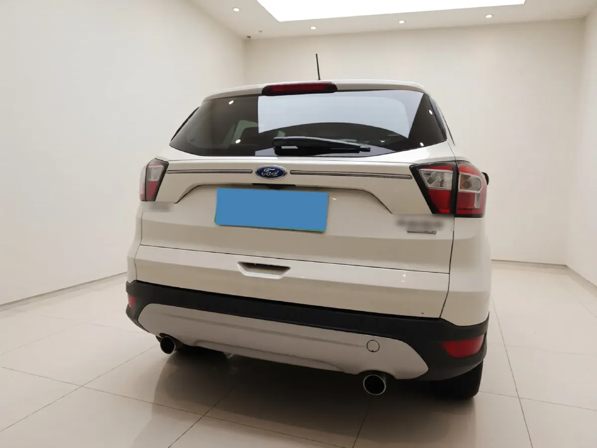 2018 Ford Kuga 1.5T 181HP L4 6AT,autocango,china used car exporter,china ev exporter,chinese used car exporter,chinese used ev exporter