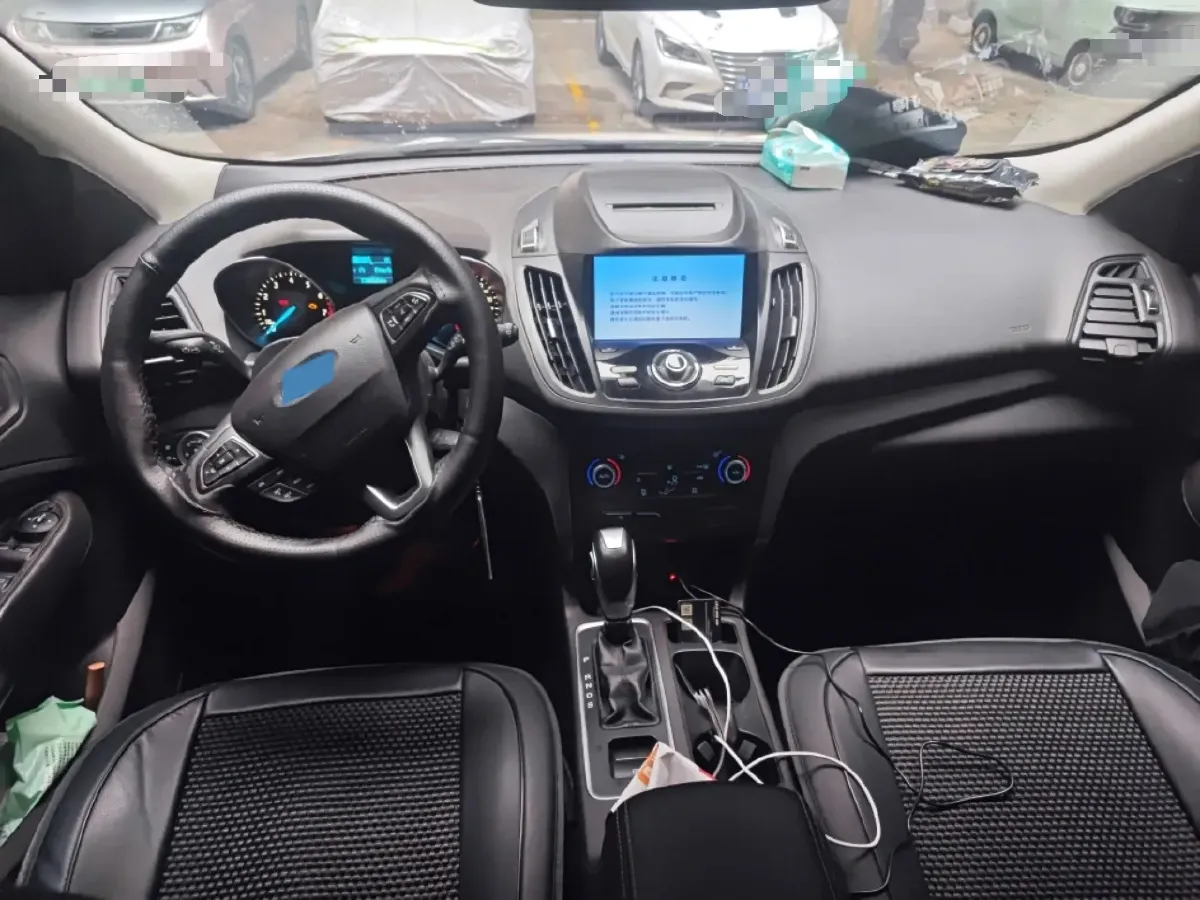 2018 Ford Kuga 1.5T 181HP L4 6AT,autocango,china used car exporter,china ev exporter,chinese used car exporter,chinese used ev exporter