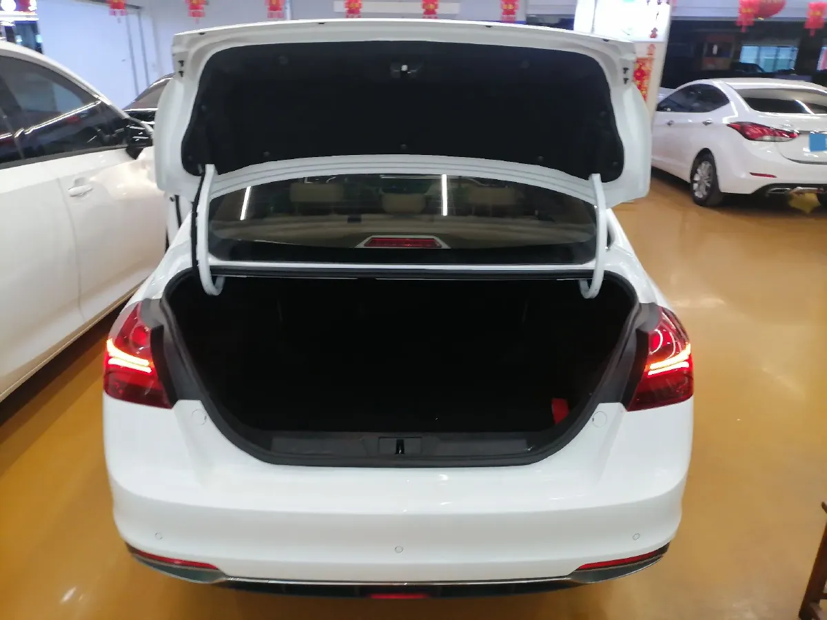 2018 Geely Emgrand 1.5L 109HP L4 CVT,autocango,china used car exporter,china ev exporter,chinese used car exporter,chinese used ev exporter