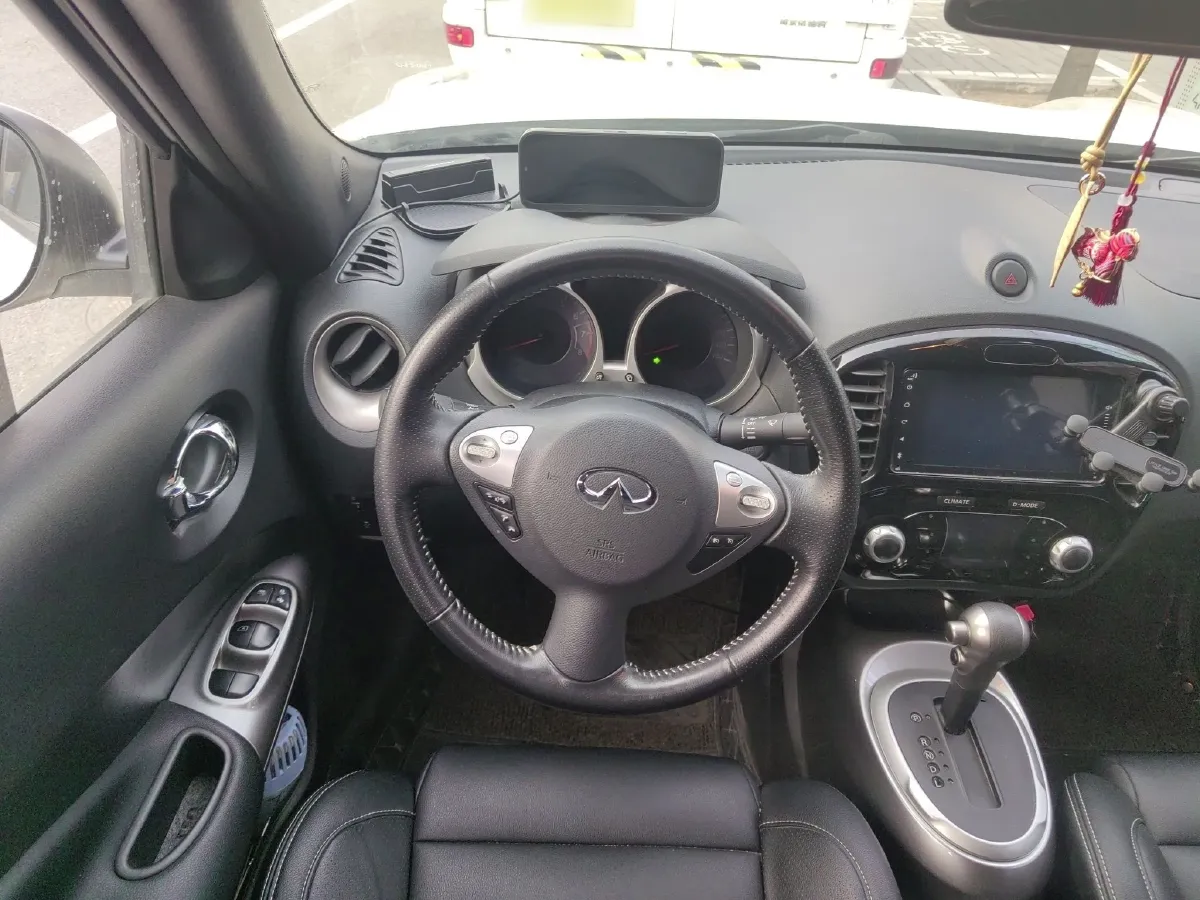 2014 Nissan X-Trail 2.0L 150HP L4 CVT,autocango,china used car exporter,china ev exporter,chinese used car exporter,chinese used ev exporter