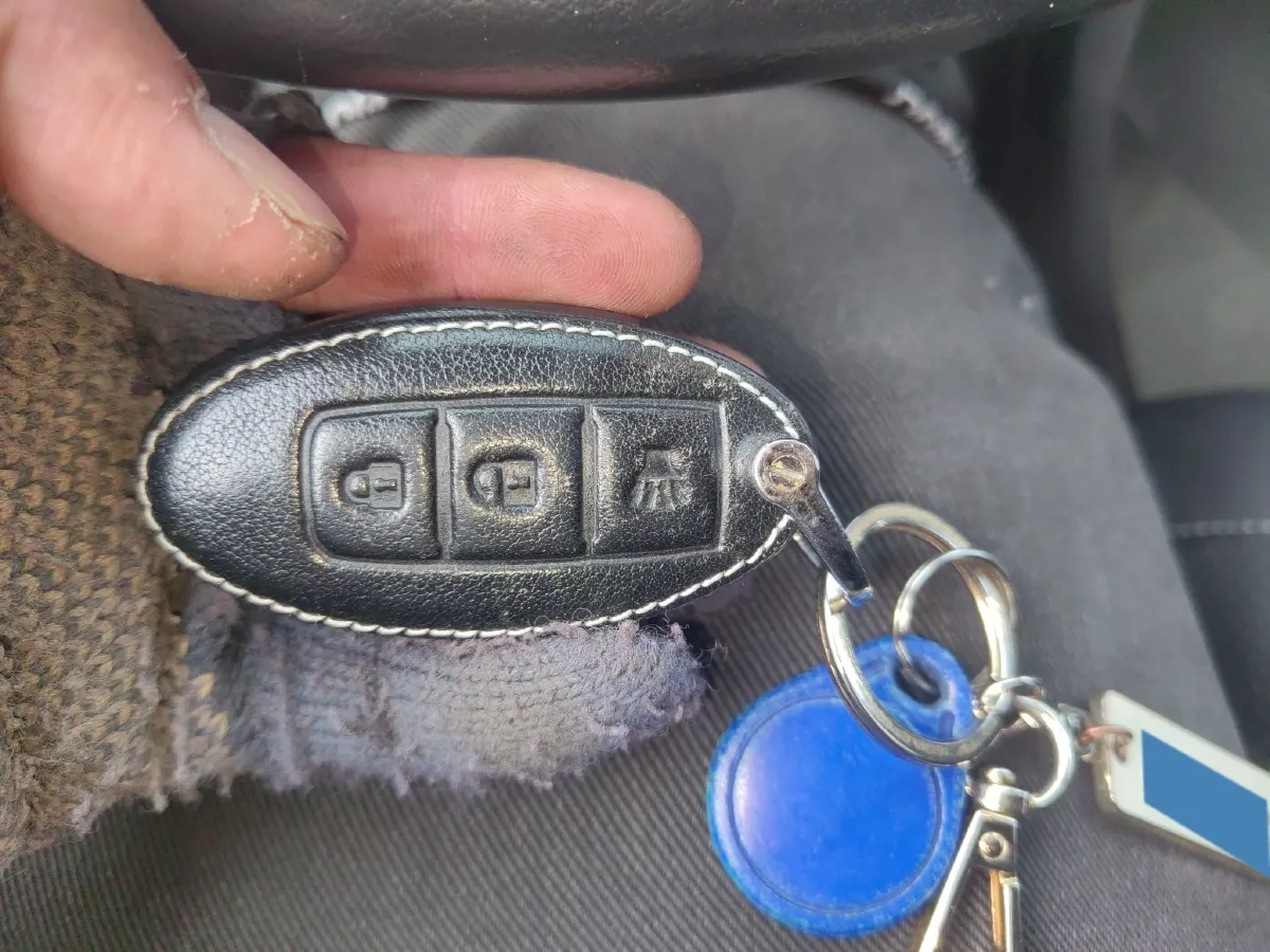 2014 Nissan X-Trail 2.0L 150HP L4 CVT,autocango,china used car exporter,china ev exporter,chinese used car exporter,chinese used ev exporter