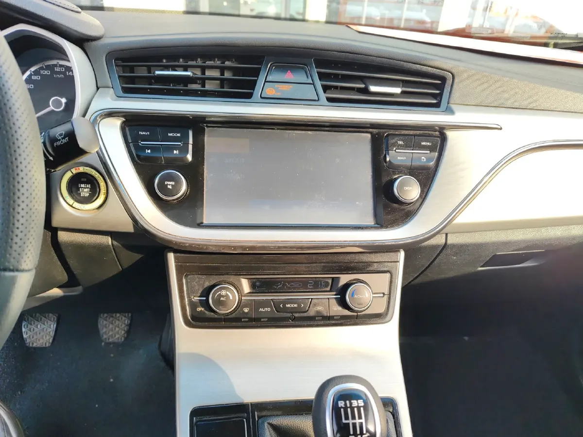 2017 Geely Emgrand GL 1.8L 133HP L4 6MT,autocango,china used car exporter,china ev exporter,chinese used car exporter,chinese used ev exporter