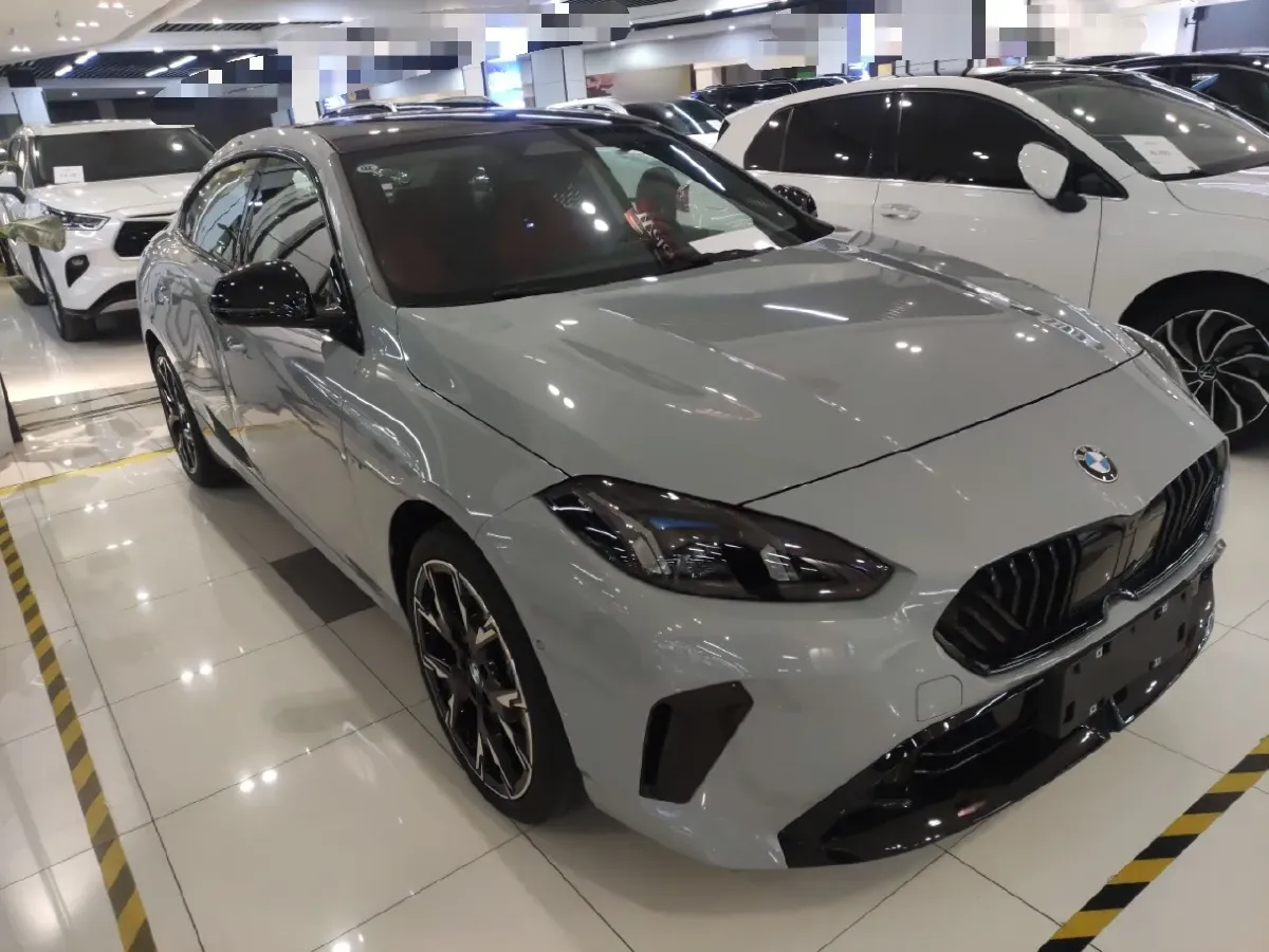 2025 BMW 2 Series 2.0T 204HP L4 7DCT,autocango,china used car exporter,china ev exporter,chinese used car exporter,chinese used ev exporter