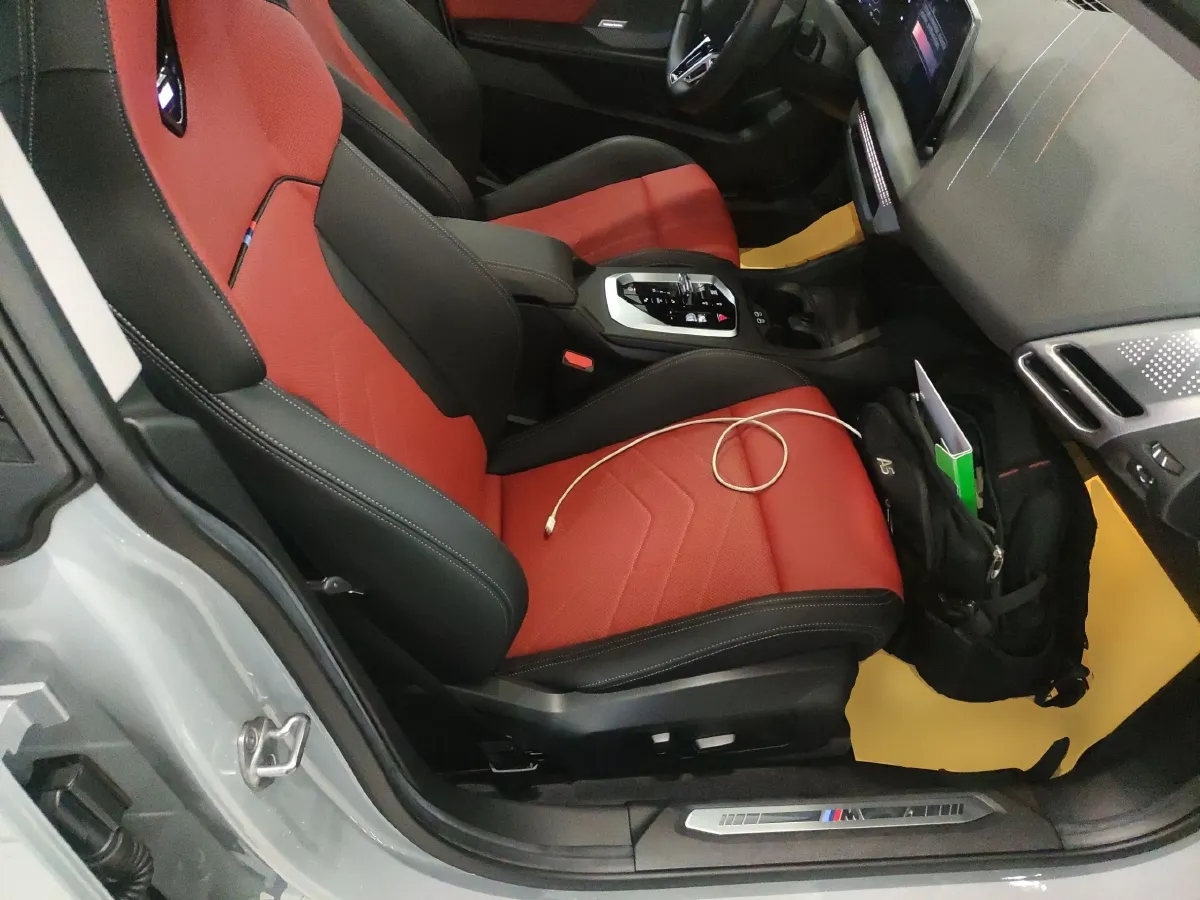 2025 BMW 2 Series 2.0T 204HP L4 7DCT,autocango,china used car exporter,china ev exporter,chinese used car exporter,chinese used ev exporter