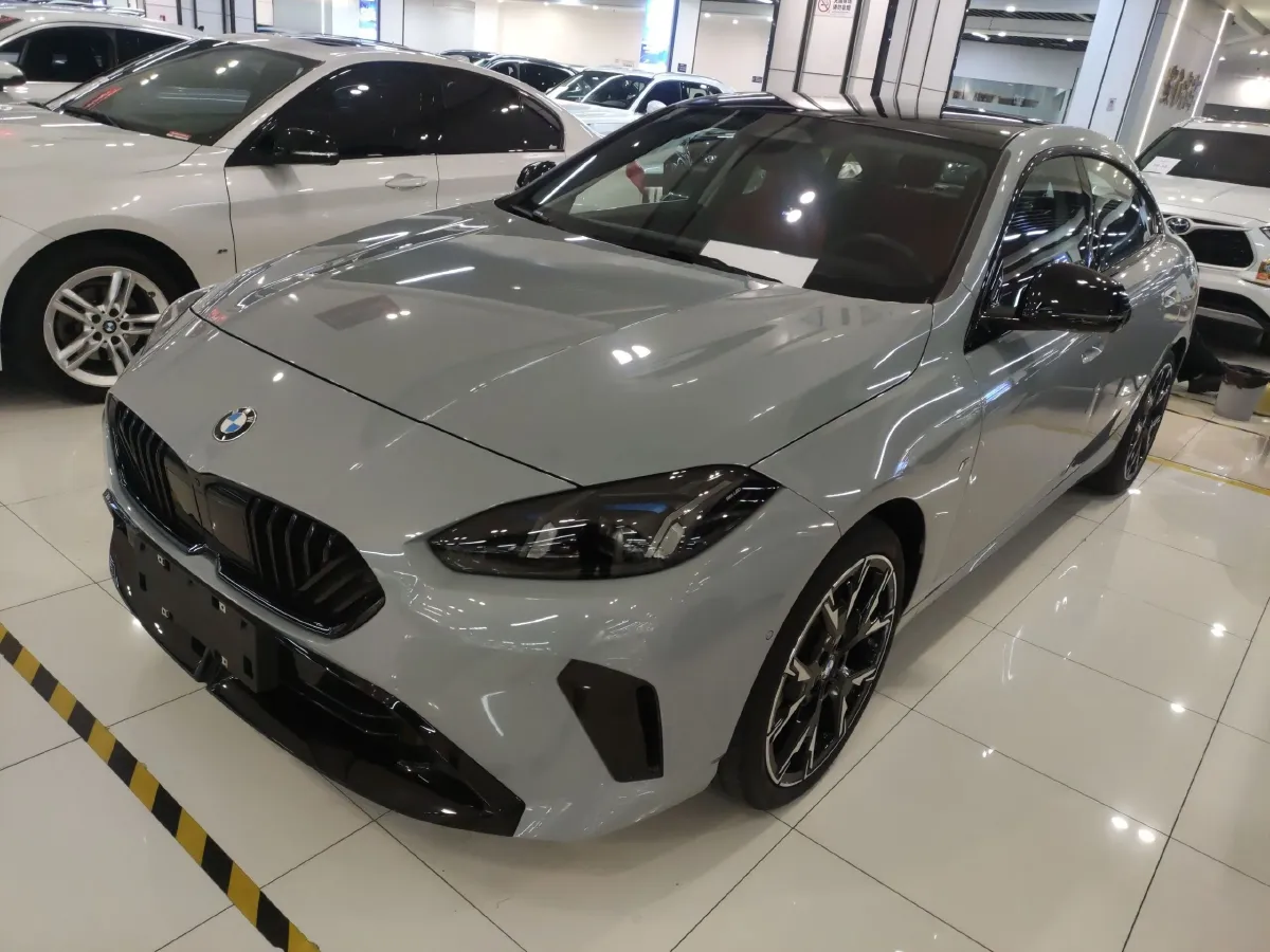 2025 BMW 2 Series 2.0T 204HP L4 7DCT,autocango,china used car exporter,china ev exporter,chinese used car exporter,chinese used ev exporter