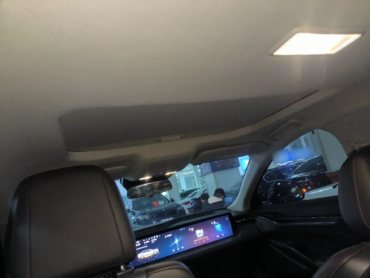 2023 Ford Mondeo 2.0T 254HP L4 8AT,autocango,china used car exporter,china ev exporter,chinese used car exporter,chinese used ev exporter