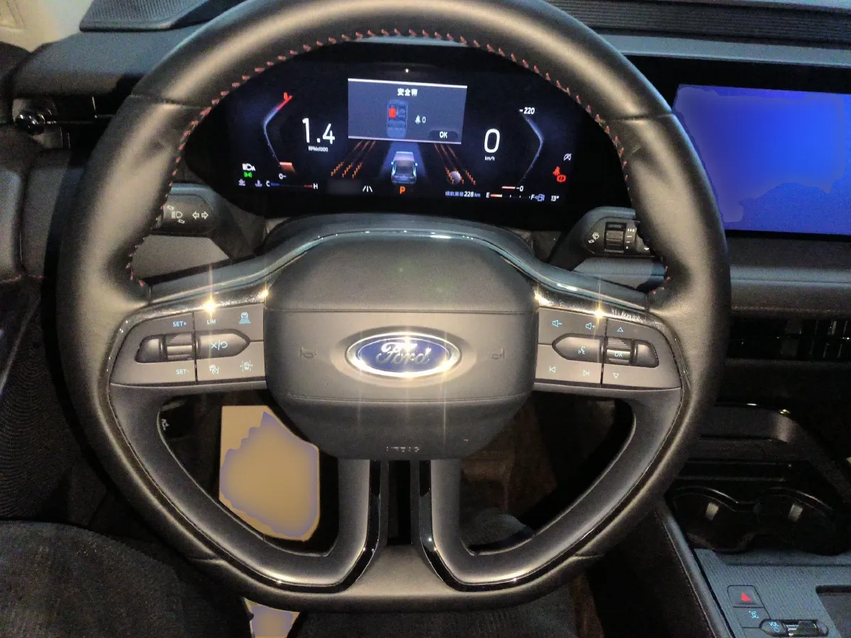 2023 Ford Mondeo 2.0T 254HP L4 8AT,autocango,china used car exporter,china ev exporter,chinese used car exporter,chinese used ev exporter