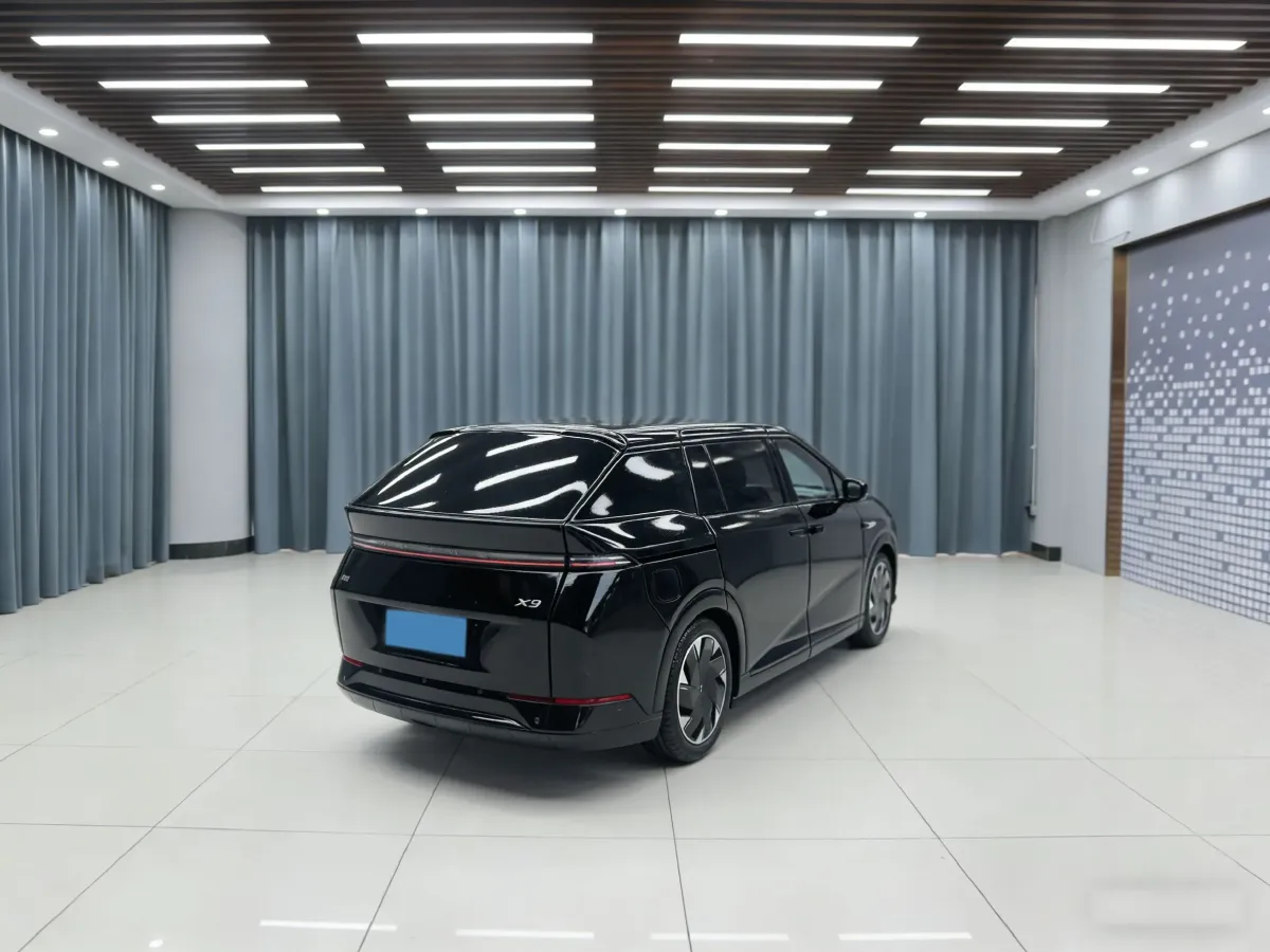 2024 Xpeng X9 BEV 84.5KWH,autocango,china used car exporter,china ev exporter,chinese used car exporter,chinese used ev exporter