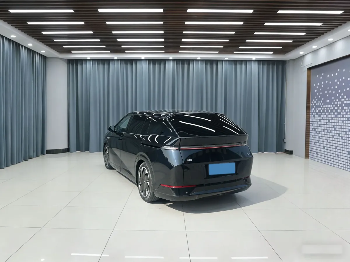 2024 Xpeng X9 BEV 84.5KWH,autocango,china used car exporter,china ev exporter,chinese used car exporter,chinese used ev exporter