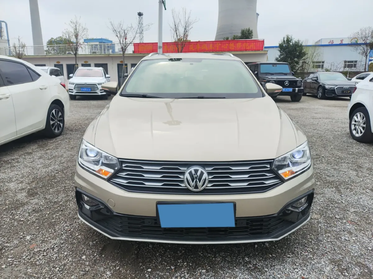 2018 Volkswagen C-Trek 1.4T 131HP L4 7DCT,autocango,china used car exporter,china ev exporter,chinese used car exporter,chinese used ev exporter