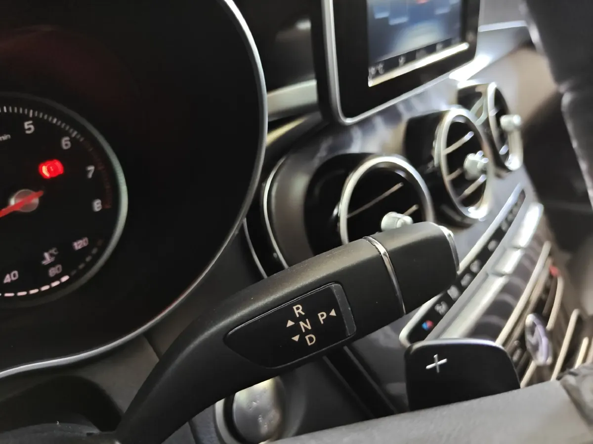 2016 Mercedes-Benz C Class 2.0T 184HP L4 7AT,autocango,china used car exporter,china ev exporter,chinese used car exporter,chinese used ev exporter