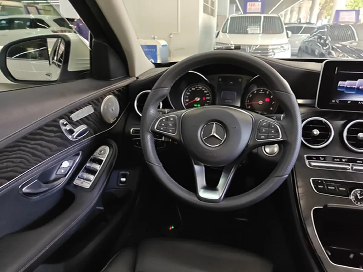 2016 Mercedes-Benz C Class 2.0T 184HP L4 7AT,autocango,china used car exporter,china ev exporter,chinese used car exporter,chinese used ev exporter