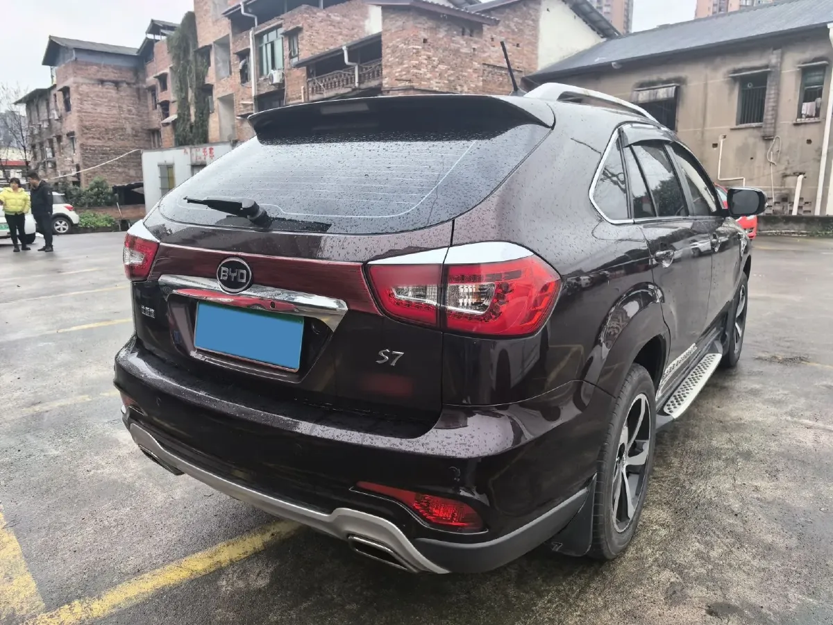 2016 BYD S7 2.0T 205HP L4 6DCT,autocango,china used car exporter,china ev exporter,chinese used car exporter,chinese used ev exporter