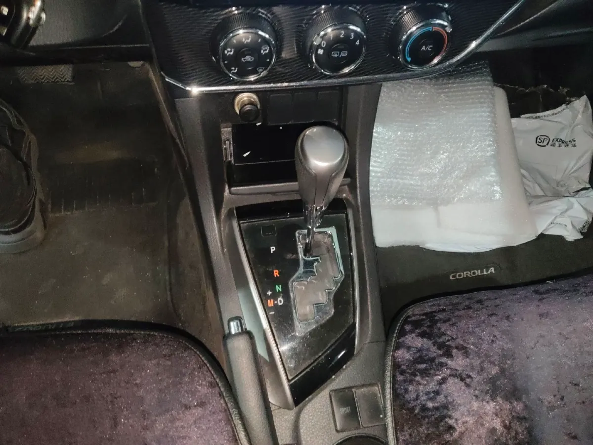 2014 Toyota Corolla 1.6L 122HP L4 CVT,autocango,china used car exporter,china ev exporter,chinese used car exporter,chinese used ev exporter