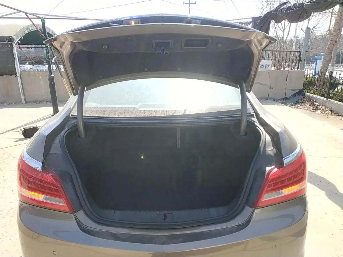 2013 Honda Odyssey 2.4L 181HP L4 5AT,autocango,china used car exporter,china ev exporter,chinese used car exporter,chinese used ev exporter