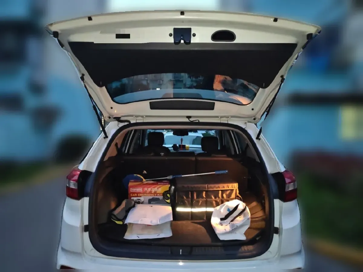 2015 Hyundai ix25 2.0L 160HP L4 6AT,autocango,china used car exporter,china ev exporter,chinese used car exporter,chinese used ev exporter