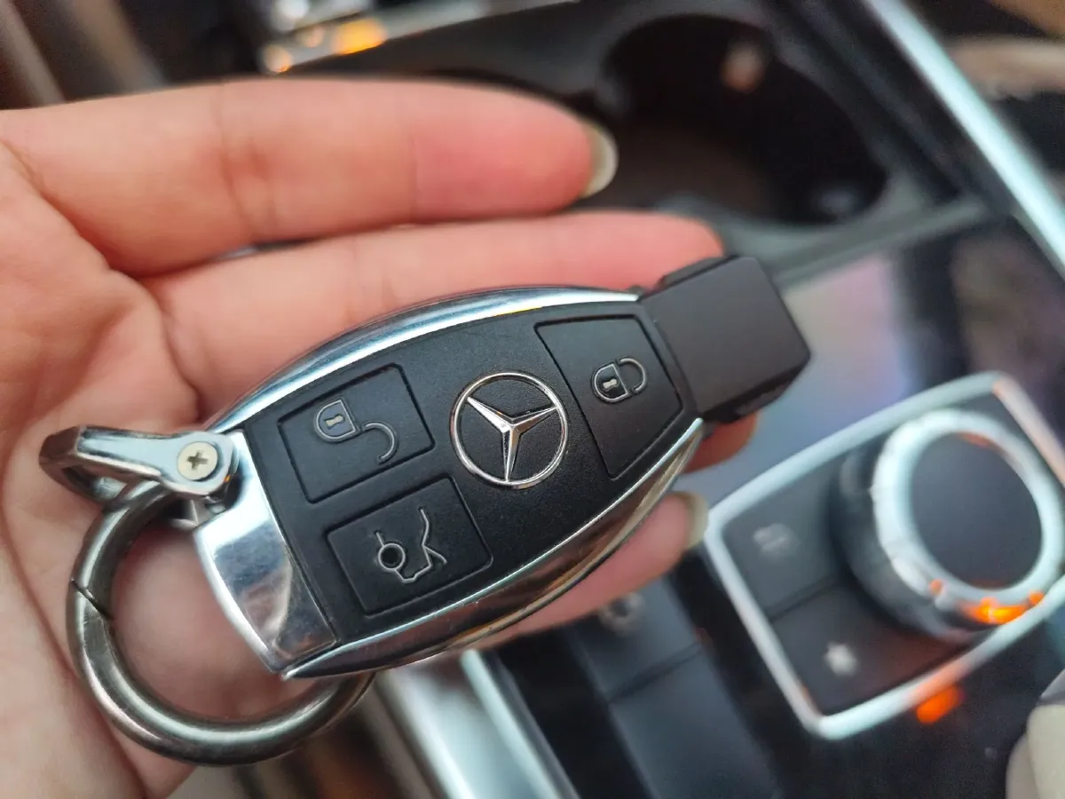 2015 Mercedes-Benz E Class 2.0T 211HP L4 7AT,autocango,china used car exporter,china ev exporter,chinese used car exporter,chinese used ev exporter