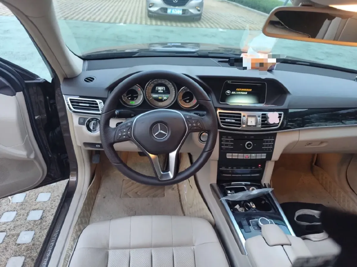 2015 Mercedes-Benz E Class 2.0T 211HP L4 7AT,autocango,china used car exporter,china ev exporter,chinese used car exporter,chinese used ev exporter