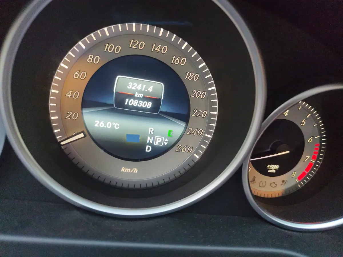 2015 Mercedes-Benz E Class 2.0T 211HP L4 7AT,autocango,china used car exporter,china ev exporter,chinese used car exporter,chinese used ev exporter