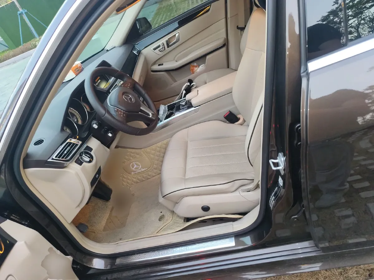 2015 Mercedes-Benz E Class 2.0T 211HP L4 7AT,autocango,china used car exporter,china ev exporter,chinese used car exporter,chinese used ev exporter