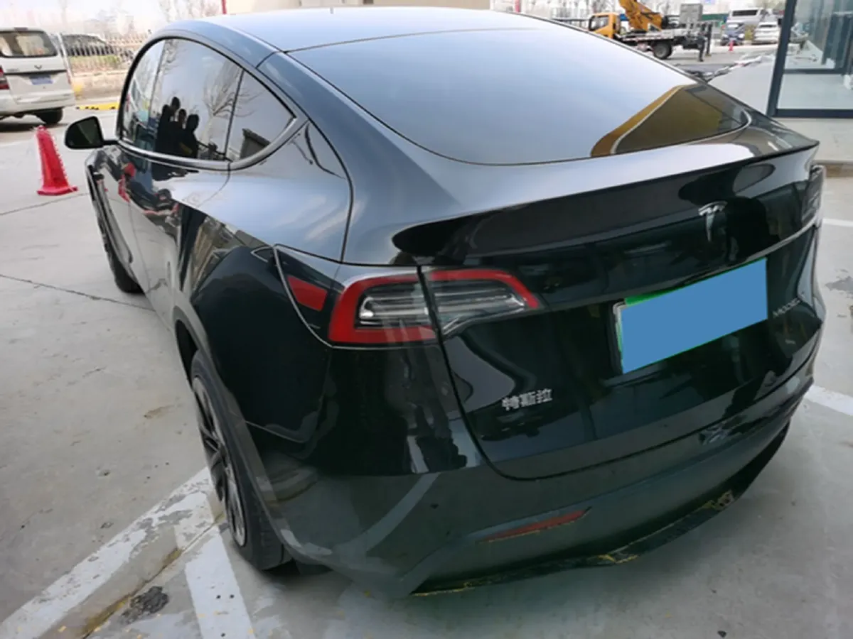 2024 Tesla Model Y BEV 60KWH,autocango,china used car exporter,china ev exporter,chinese used car exporter,chinese used ev exporter