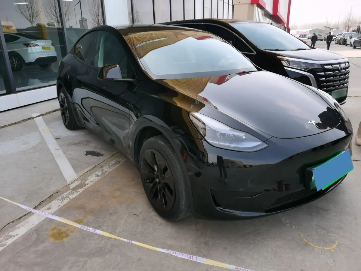 2024 Tesla Model Y BEV 60KWH,autocango,china used car exporter,china ev exporter,chinese used car exporter,chinese used ev exporter