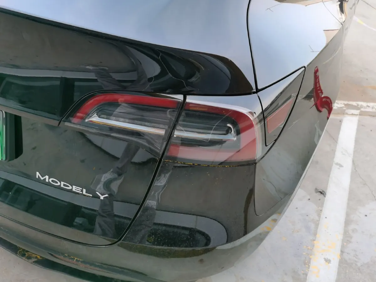 2024 Tesla Model Y BEV 60KWH,autocango,china used car exporter,china ev exporter,chinese used car exporter,chinese used ev exporter