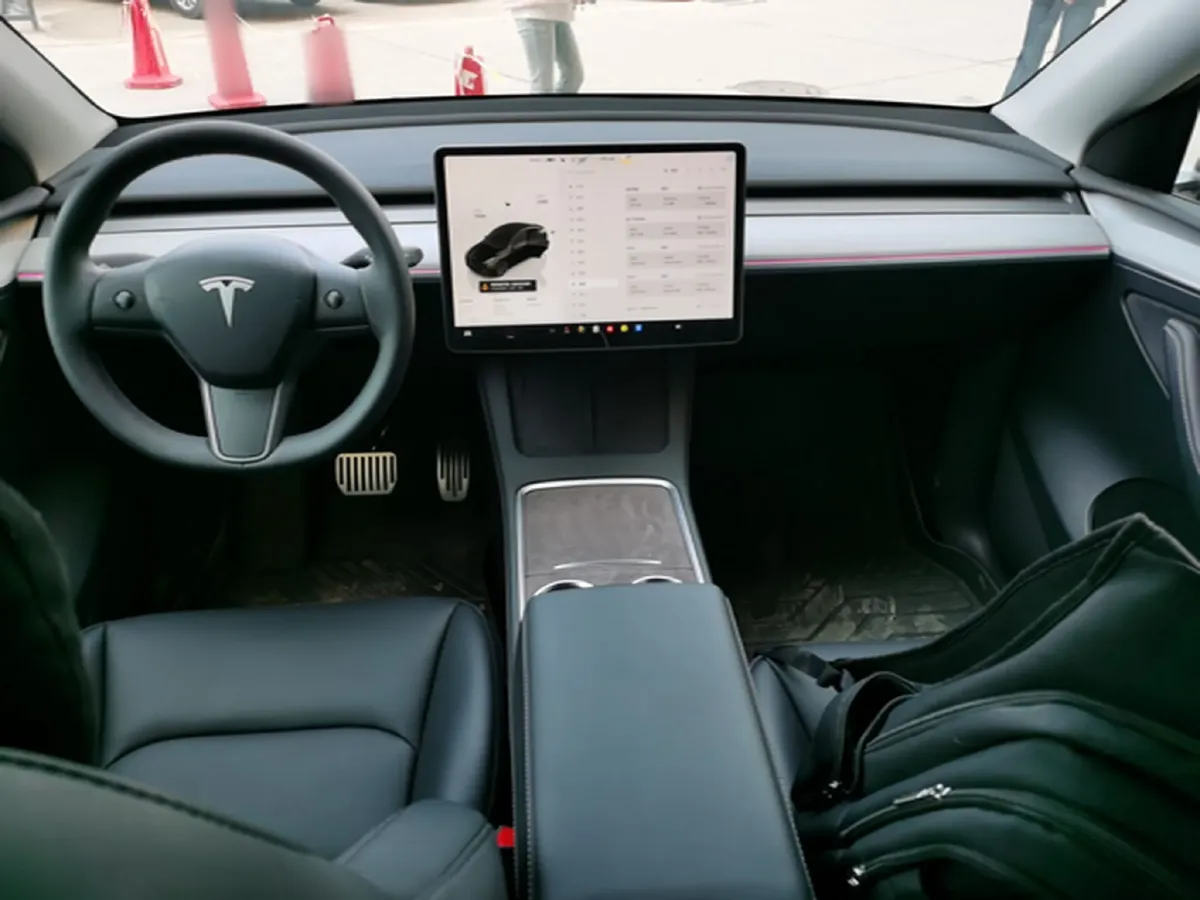 2024 Tesla Model Y BEV 60KWH,autocango,china used car exporter,china ev exporter,chinese used car exporter,chinese used ev exporter