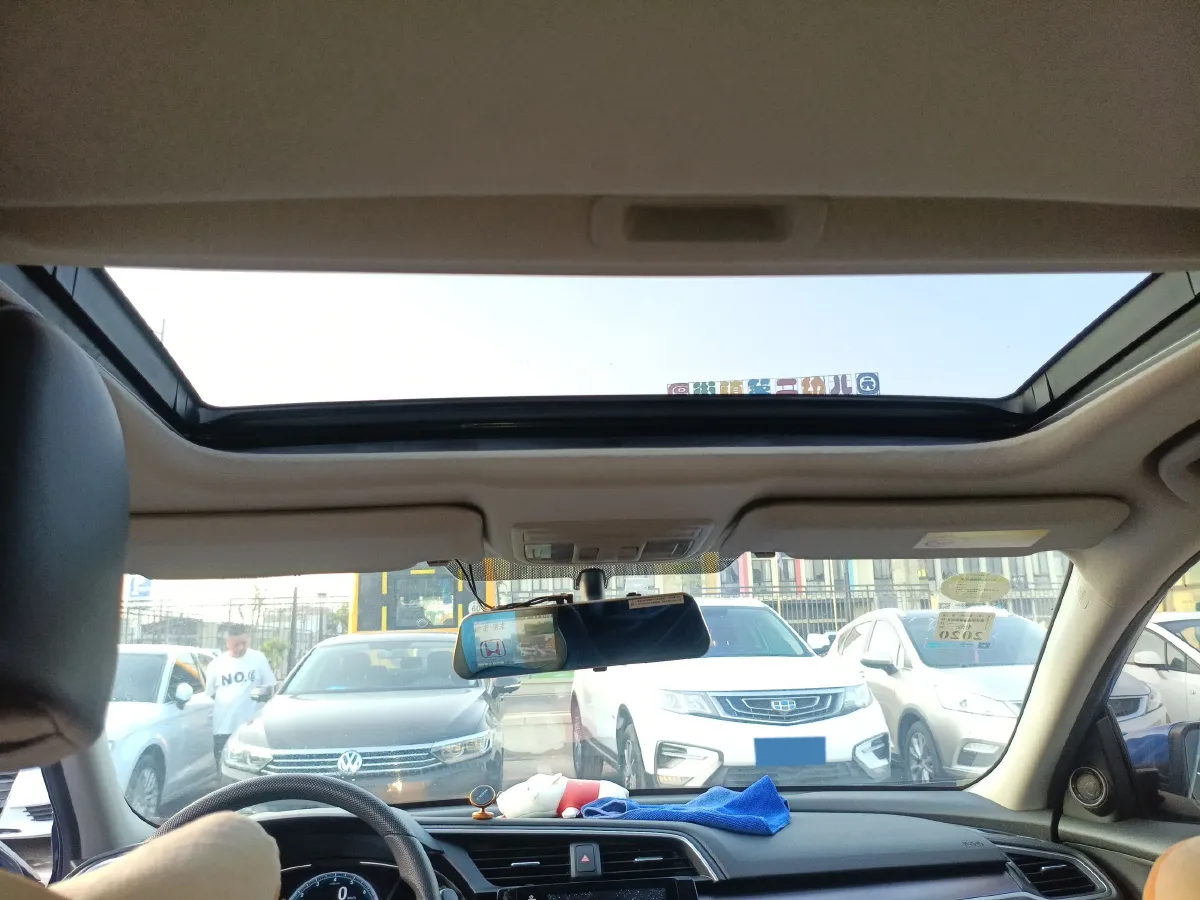 2016 Honda Civic 1.5T 177HP L4 6MT,autocango,china used car exporter,china ev exporter,chinese used car exporter,chinese used ev exporter