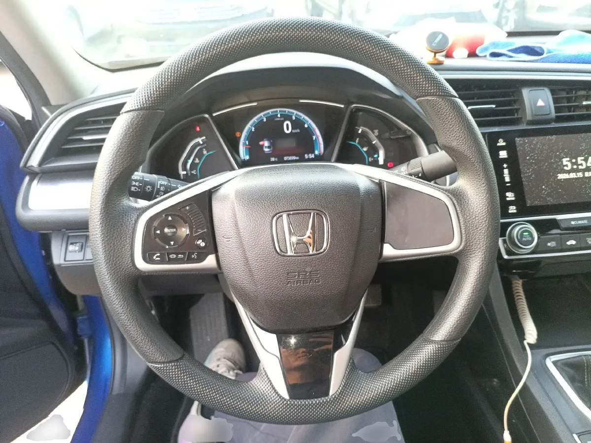 2016 Honda Civic 1.5T 177HP L4 6MT,autocango,china used car exporter,china ev exporter,chinese used car exporter,chinese used ev exporter
