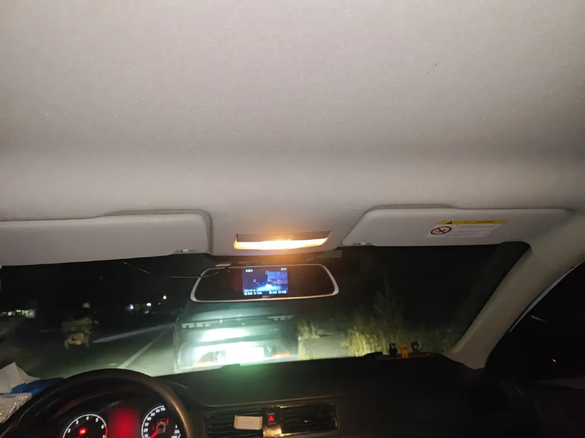 2016 Volkswagen Santana 1.4L 90HP L4 5MT,autocango,china used car exporter,china ev exporter,chinese used car exporter,chinese used ev exporter