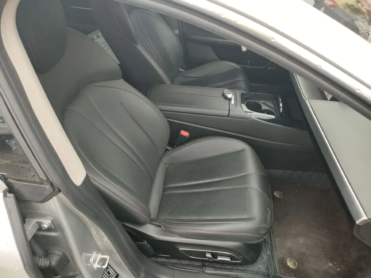 2020 Xpeng P7 BEV 83.1KWH,autocango,china used car exporter,china ev exporter,chinese used car exporter,chinese used ev exporter