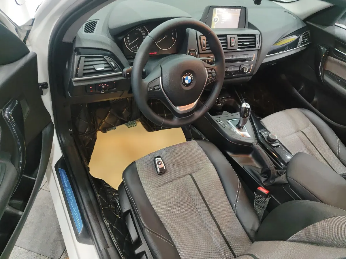 2013 BMW 1 Series 1.6T 136HP L4 8AT,autocango,china used car exporter,china ev exporter,chinese used car exporter,chinese used ev exporter
