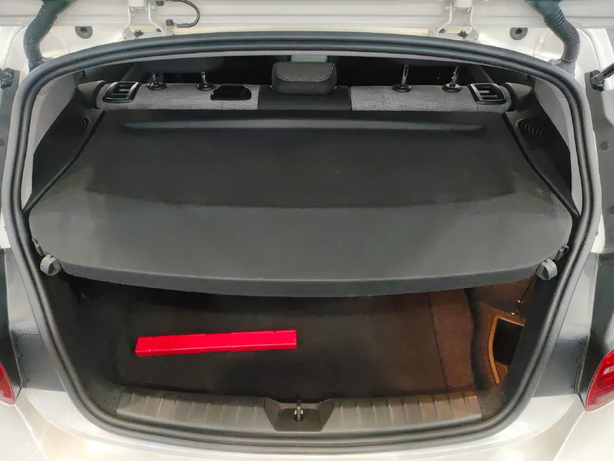 2013 BMW 1 Series 1.6T 136HP L4 8AT,autocango,china used car exporter,china ev exporter,chinese used car exporter,chinese used ev exporter