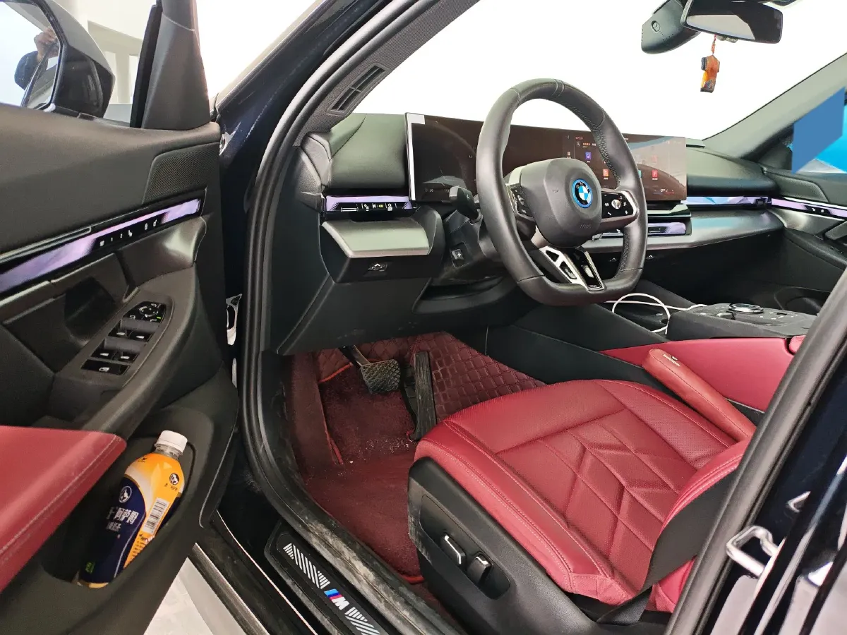 2025 BMW i5 BEV 81.6KWH,autocango,china used car exporter,china ev exporter,chinese used car exporter,chinese used ev exporter