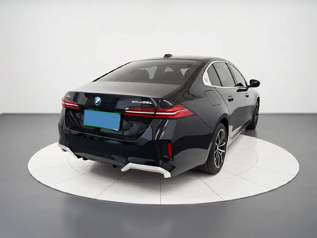 2025 BMW i5 BEV 81.6KWH,autocango,china used car exporter,china ev exporter,chinese used car exporter,chinese used ev exporter