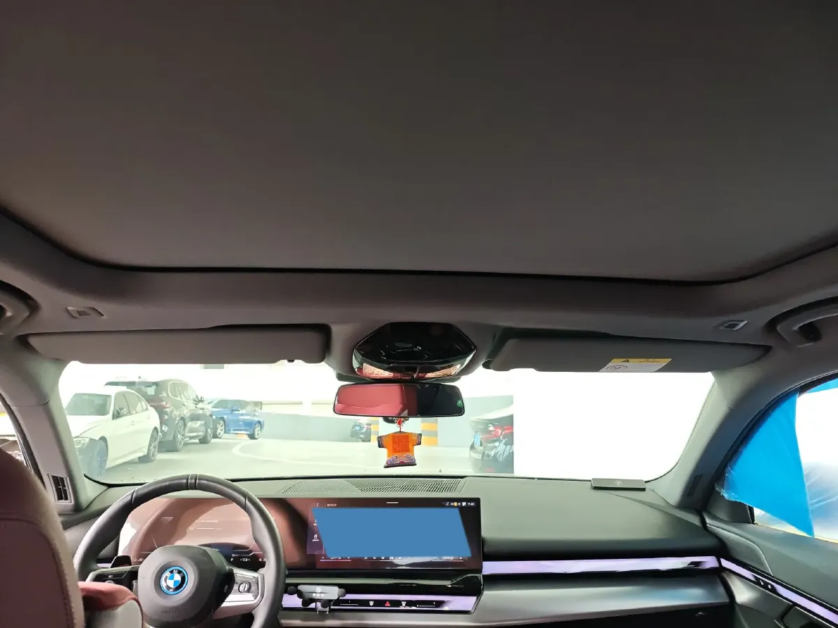 2025 BMW i5 BEV 81.6KWH,autocango,china used car exporter,china ev exporter,chinese used car exporter,chinese used ev exporter