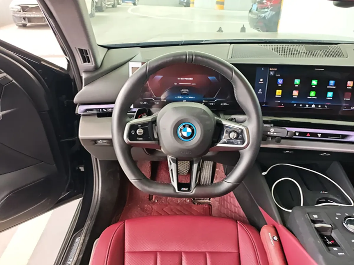 2025 BMW i5 BEV 81.6KWH,autocango,china used car exporter,china ev exporter,chinese used car exporter,chinese used ev exporter