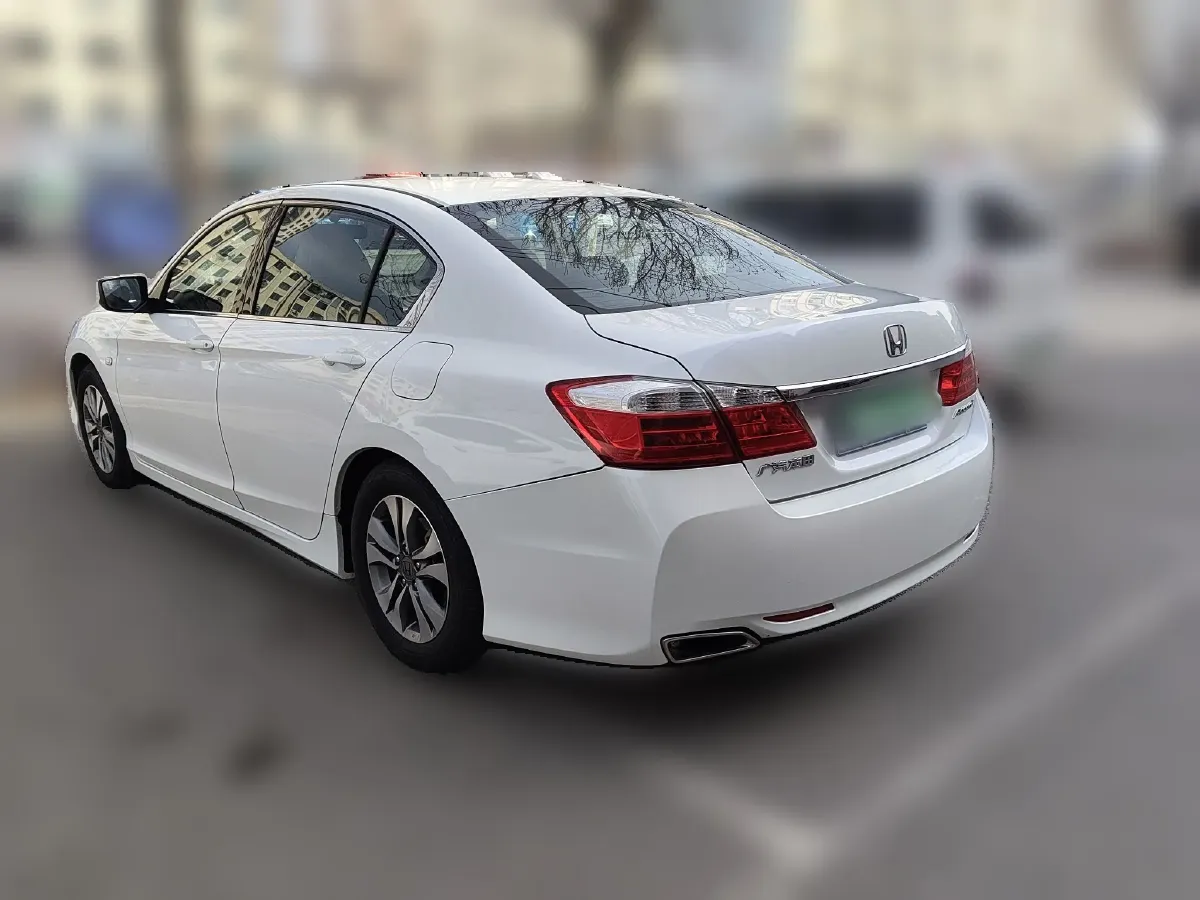 2015 Honda Accord 2.0L 155HP L4 CVT,autocango,china used car exporter,china ev exporter,chinese used car exporter,chinese used ev exporter