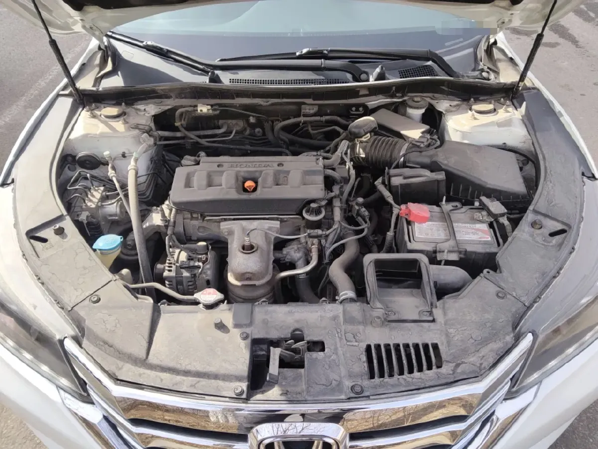 2015 Honda Accord 2.0L 155HP L4 CVT,autocango,china used car exporter,china ev exporter,chinese used car exporter,chinese used ev exporter