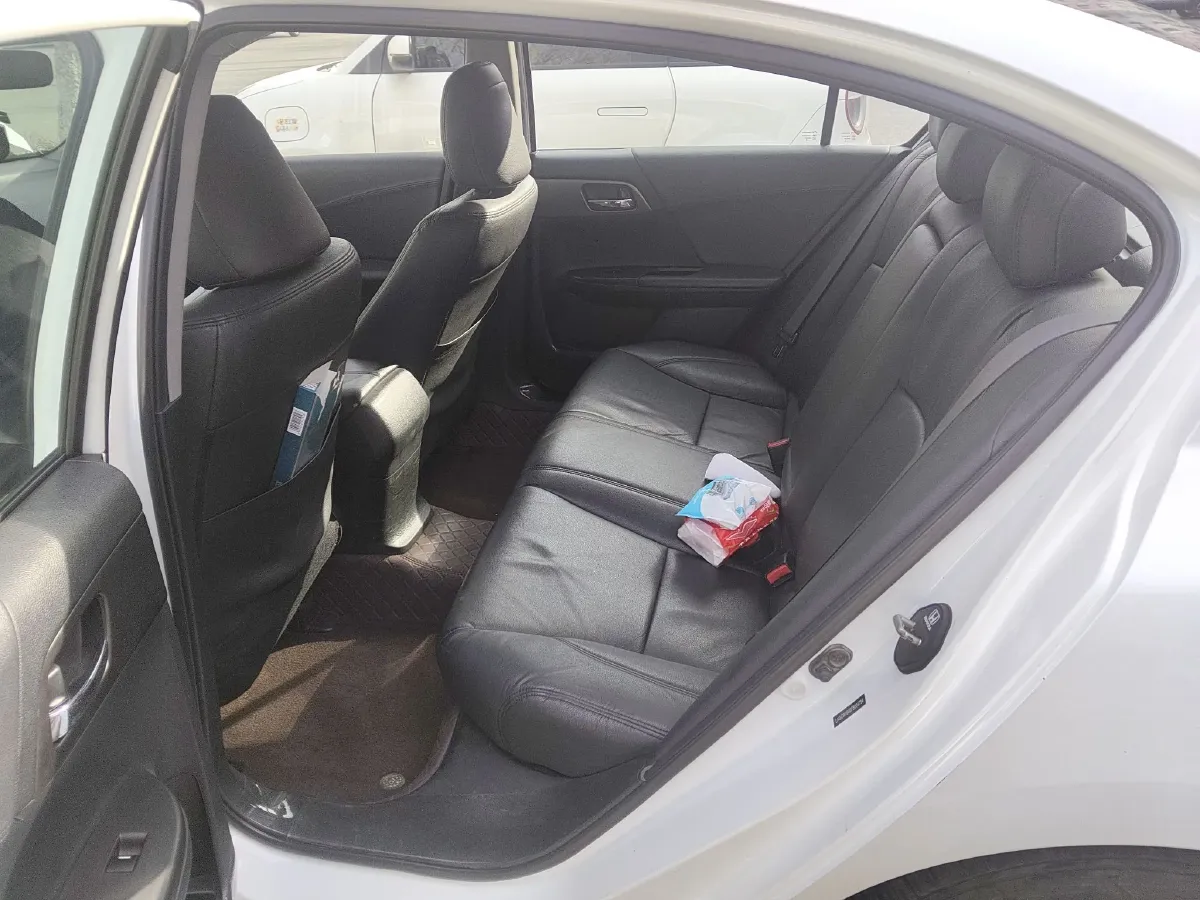 2015 Honda Accord 2.0L 155HP L4 CVT,autocango,china used car exporter,china ev exporter,chinese used car exporter,chinese used ev exporter