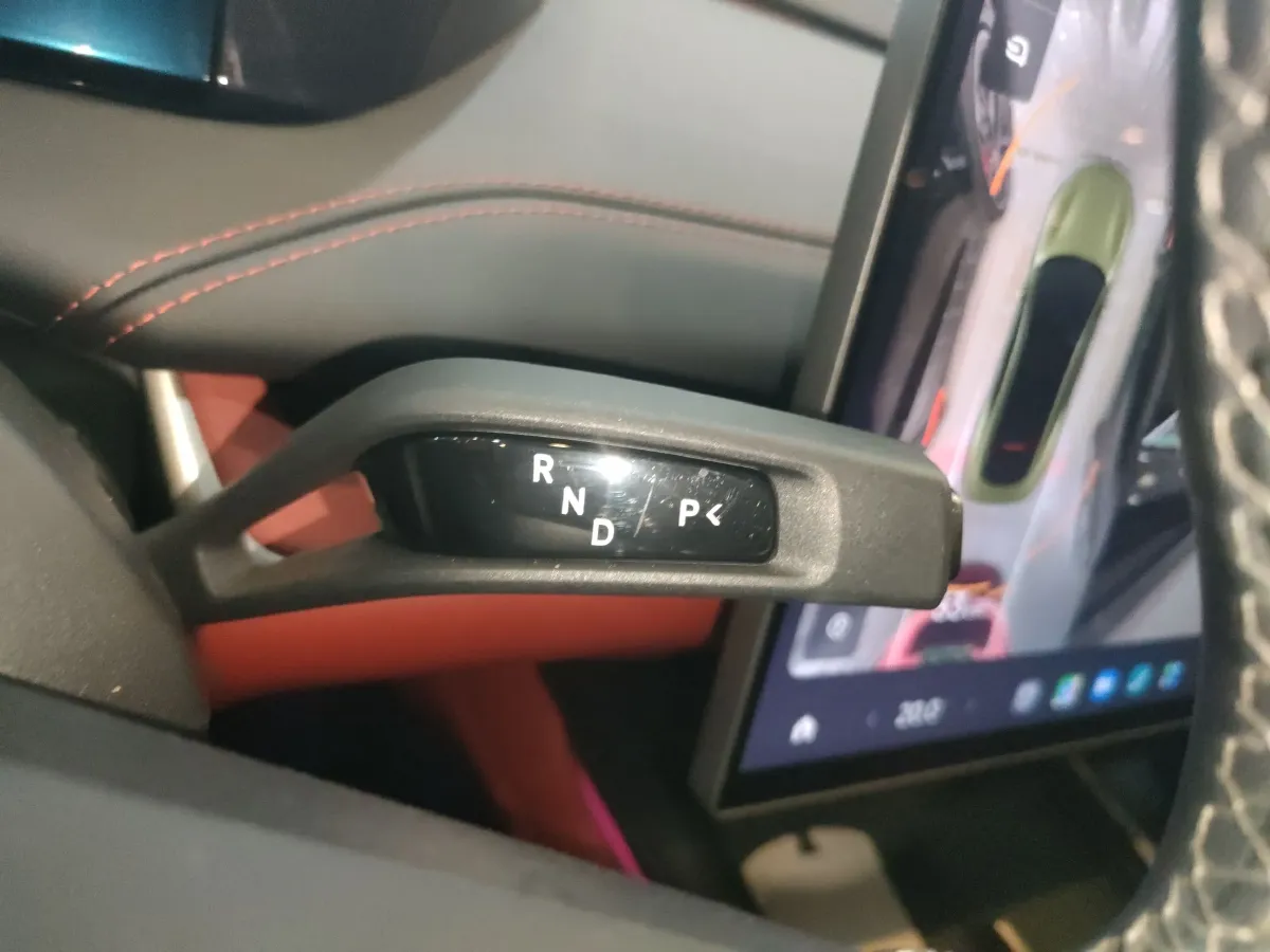 2024 MI SU7 BEV 73.6KWH,autocango,china used car exporter,china ev exporter,chinese used car exporter,chinese used ev exporter