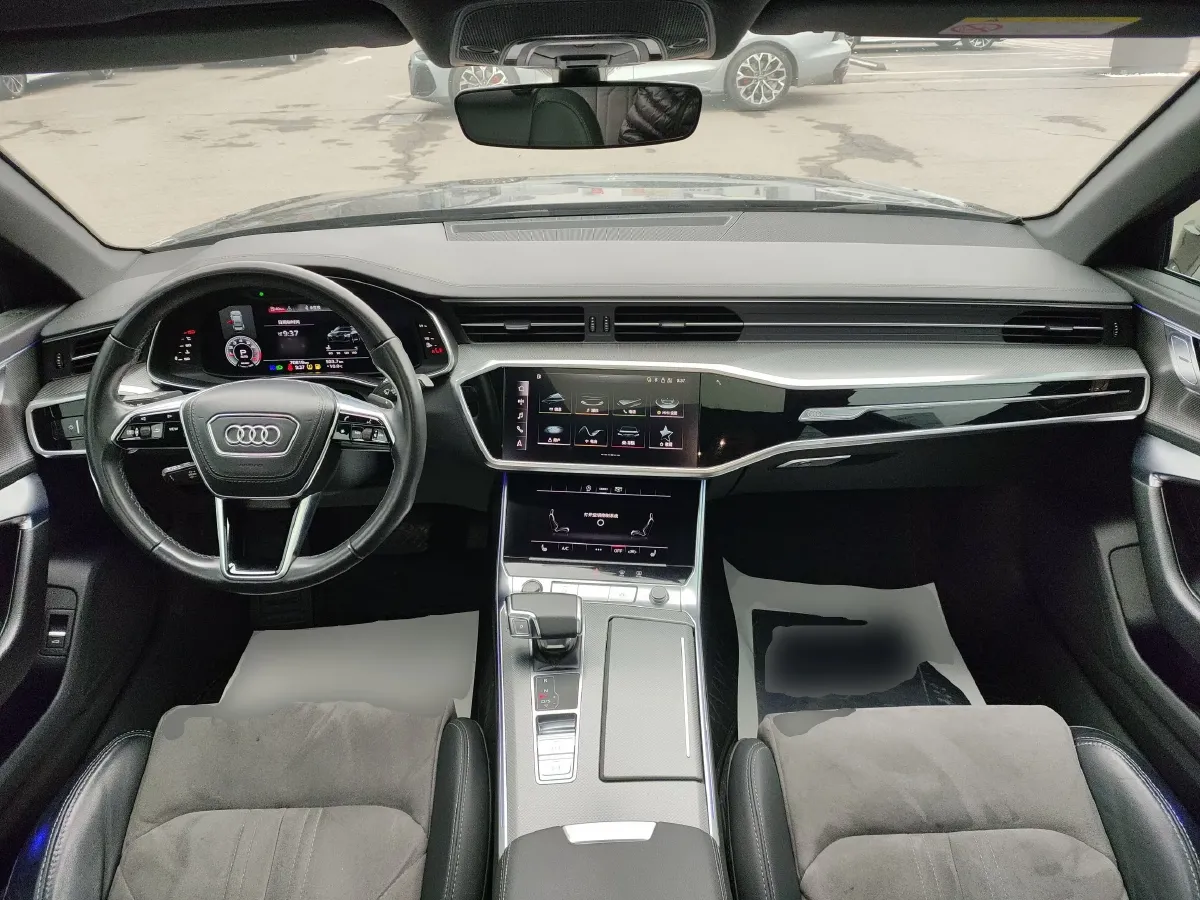 2023 Audi A6L 2.0T 190HP L4 7DCT,autocango,china used car exporter,china ev exporter,chinese used car exporter,chinese used ev exporter