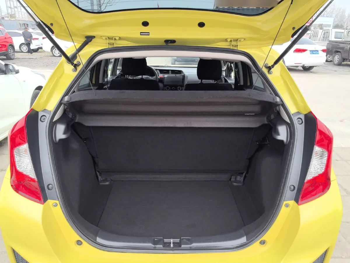 2016 Honda Fit 1.5L 131HP L4 CVT,autocango,china used car exporter,china ev exporter,chinese used car exporter,chinese used ev exporter