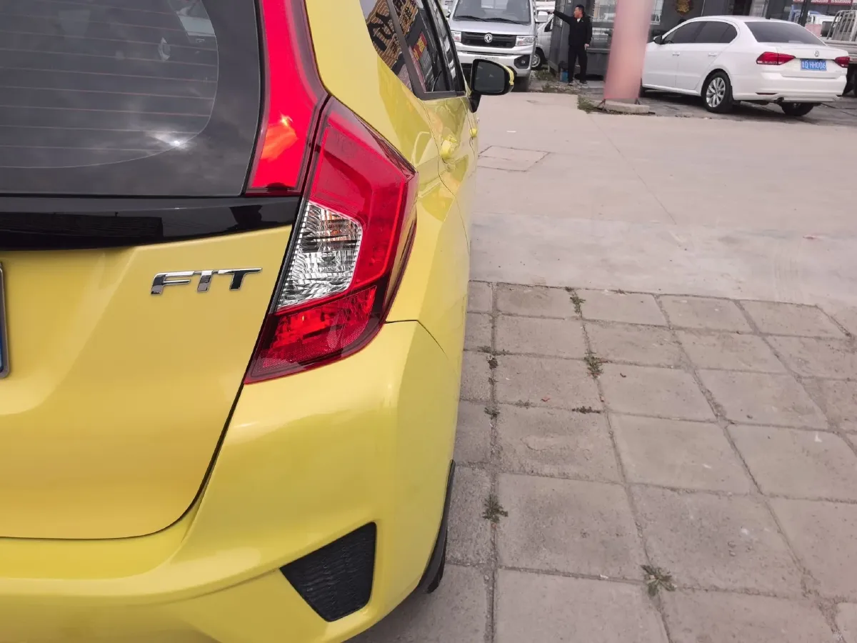 2016 Honda Fit 1.5L 131HP L4 CVT,autocango,china used car exporter,china ev exporter,chinese used car exporter,chinese used ev exporter