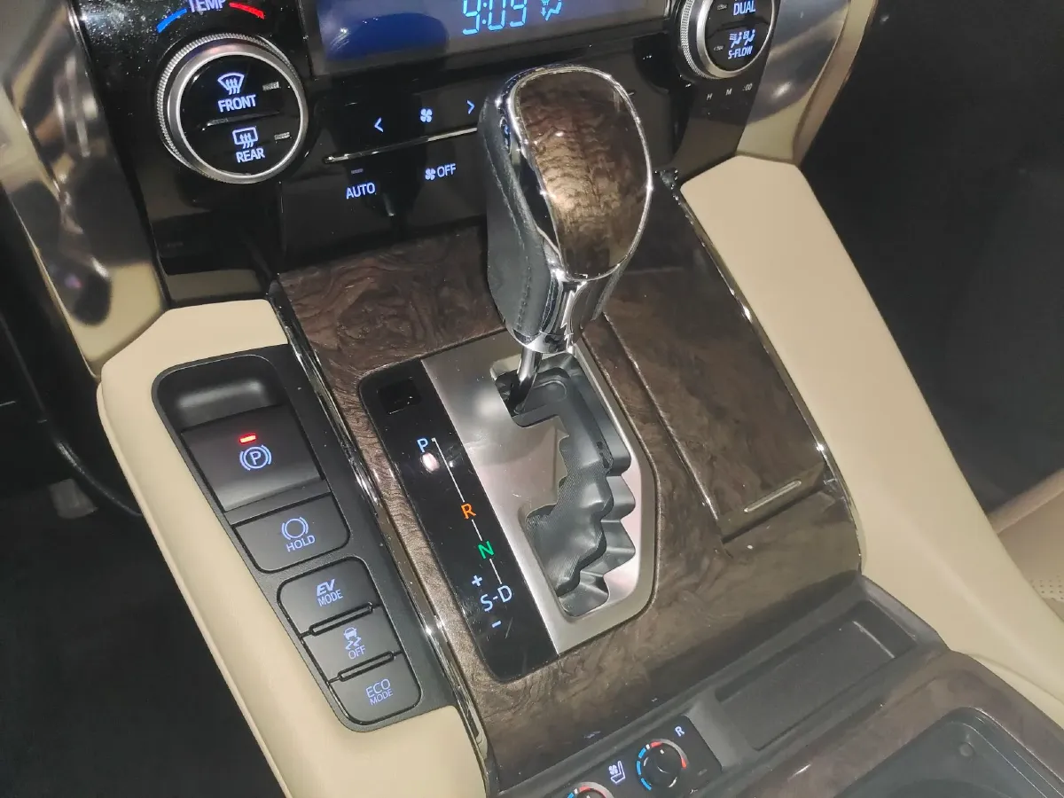 2020 Toyota Alphard 2.5L 117HP L4 E-CVT Hybrid,autocango,china used car exporter,china ev exporter,chinese used car exporter,chinese used ev exporter