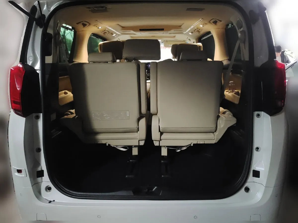 2020 Toyota Alphard 2.5L 117HP L4 E-CVT Hybrid,autocango,china used car exporter,china ev exporter,chinese used car exporter,chinese used ev exporter